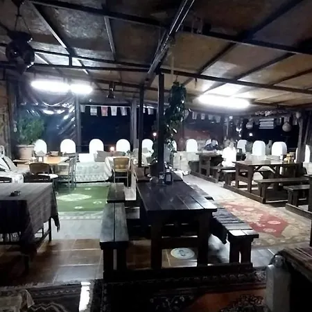 Anz Homestay *