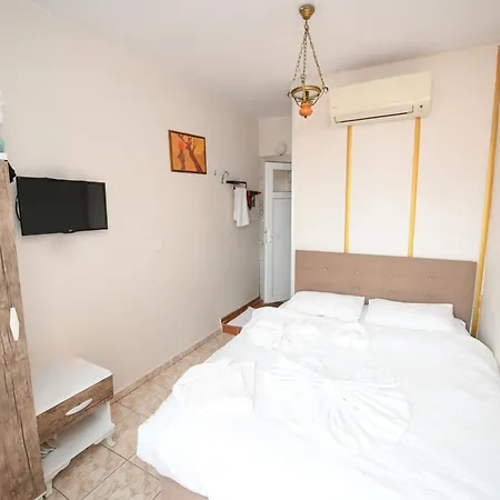 Anz בית אירוח *