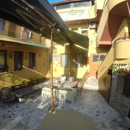 Anz בית אירוח *