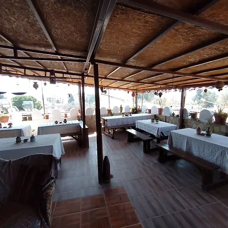 בית אירוח Anz *