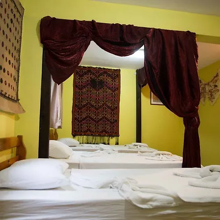 Anz Homestay *