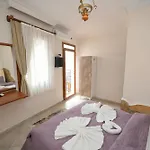 Anz Gazde/Camere de închiriat Selçuk